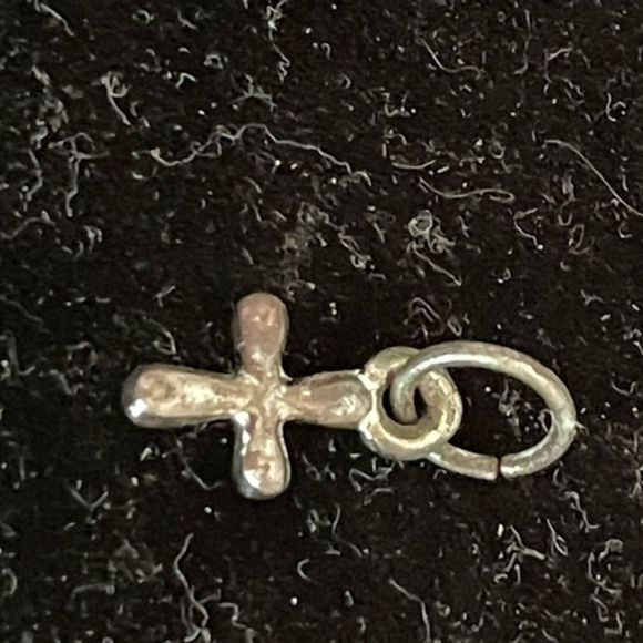 NOT FOR SALE Vintage 1960s sterling silver cross charm pendant with jump hoop #2 - Picture 4 of 8